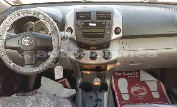Acheter Import Voiture Toyota RAV4 Autre à Import - Dubai, Iles Acheter Import Voiture Toyota RAV4 Autre à Import - Dubai, Iles