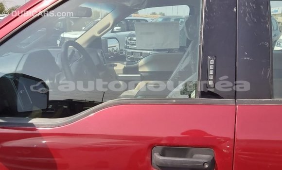 Buy Import Ford Club Wagon Red Car in Import - Dubai in Iles Buy Import Ford Club Wagon Red Car in Import - Dubai in Iles