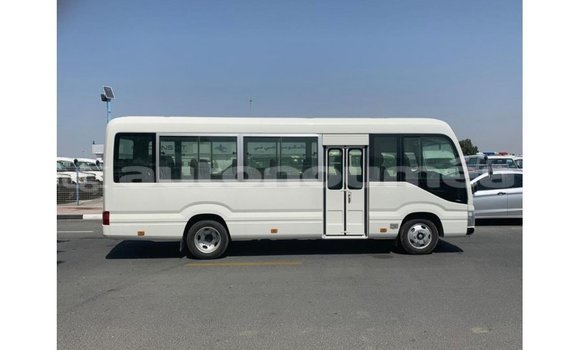 Buy Import Toyota Coaster White Car in Import - Dubai in Iles Buy Import Toyota Coaster White Car in Import - Dubai in Iles