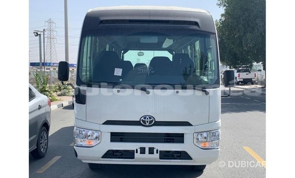 Buy Import Toyota Coaster White Car in Import - Dubai in Iles Buy Import Toyota Coaster White Car in Import - Dubai in Iles