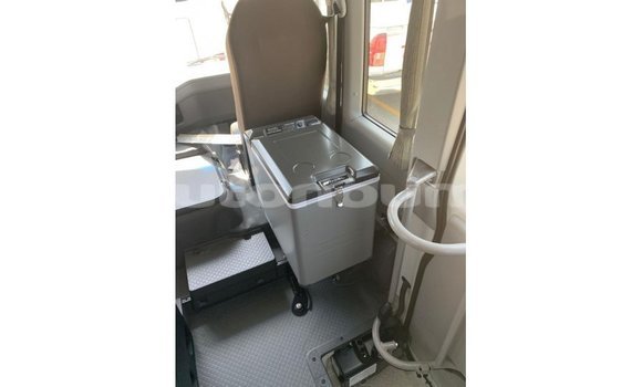 Buy Import Toyota Coaster White Car in Import - Dubai in Iles Buy Import Toyota Coaster White Car in Import - Dubai in Iles