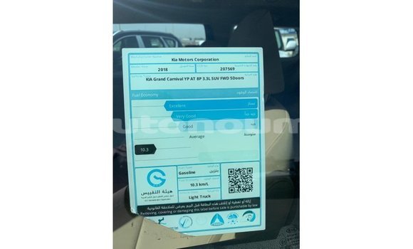 Buy Import Kia Carnival White Car in Import - Dubai in Iles Buy Import Kia Carnival White Car in Import - Dubai in Iles