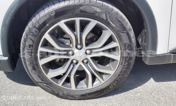 Buy Import Mitsubishi Outlander White Car in Import - Dubai in Iles Buy Import Mitsubishi Outlander White Car in Import - Dubai in Iles