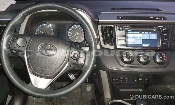 Buy Import Toyota HiAce Black Truck in Import - Dubai in Iles Buy Import Toyota HiAce Black Truck in Import - Dubai in Iles