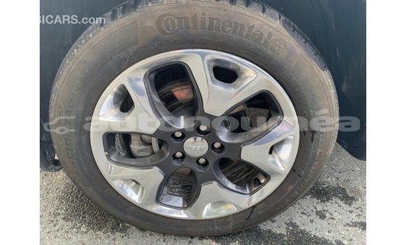 Buy Import Jeep Compass White Car in Import - Dubai in Iles Buy Import Jeep Compass White Car in Import - Dubai in Iles