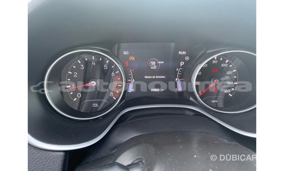 Buy Import Jeep Compass White Car in Import - Dubai in Iles Buy Import Jeep Compass White Car in Import - Dubai in Iles