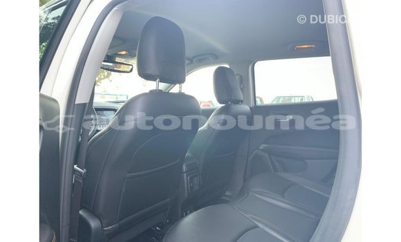 Buy Import Jeep Compass White Car in Import - Dubai in Iles Buy Import Jeep Compass White Car in Import - Dubai in Iles