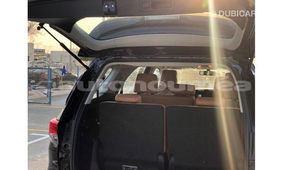 Acheter Import Voiture Toyota Fortuner Noir à Import - Dubai, Iles Acheter Import Voiture Toyota Fortuner Noir à Import - Dubai, Iles