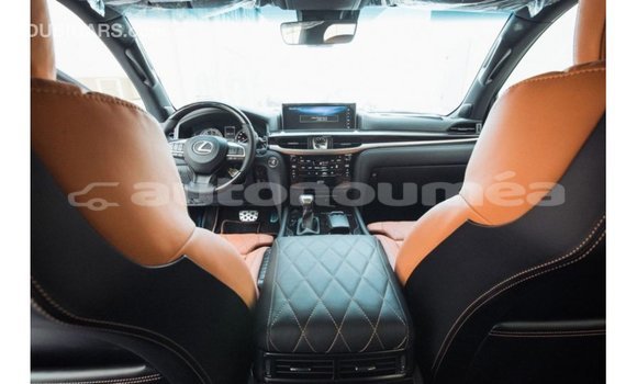 Acheter Import Voiture Lexus LX Noir à Import - Dubai, Iles Acheter Import Voiture Lexus LX Noir à Import - Dubai, Iles