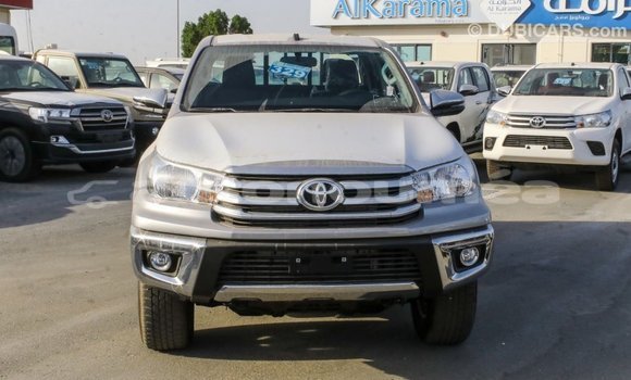 Buy Import Toyota Hilux Other Car in Import - Dubai in Iles Buy Import Toyota Hilux Other Car in Import - Dubai in Iles