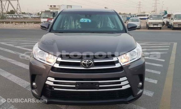 Acheter Import Voiture Toyota Highlander Autre à Import - Dubai, Iles Acheter Import Voiture Toyota Highlander Autre à Import - Dubai, Iles