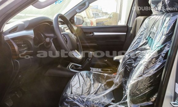 Buy Import Toyota Hilux Other Car in Import - Dubai in Iles Buy Import Toyota Hilux Other Car in Import - Dubai in Iles