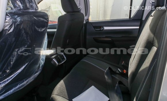 Buy Import Toyota Hilux Other Car in Import - Dubai in Iles Buy Import Toyota Hilux Other Car in Import - Dubai in Iles