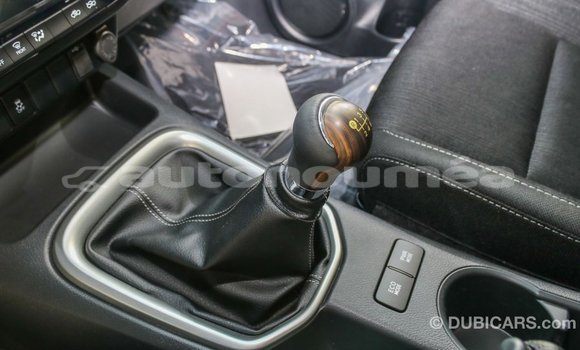 Buy Import Toyota Hilux Other Car in Import - Dubai in Iles Buy Import Toyota Hilux Other Car in Import - Dubai in Iles