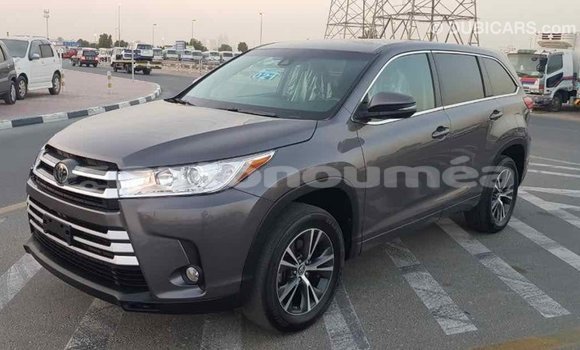 Acheter Import Voiture Toyota Highlander Autre à Import - Dubai, Iles Acheter Import Voiture Toyota Highlander Autre à Import - Dubai, Iles