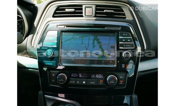 Acheter Import Voiture Nissan Maxima Blanc à Import - Dubai, Iles Acheter Import Voiture Nissan Maxima Blanc à Import - Dubai, Iles