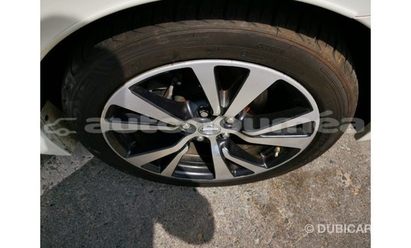 Acheter Import Voiture Nissan Maxima Blanc à Import - Dubai, Iles Acheter Import Voiture Nissan Maxima Blanc à Import - Dubai, Iles