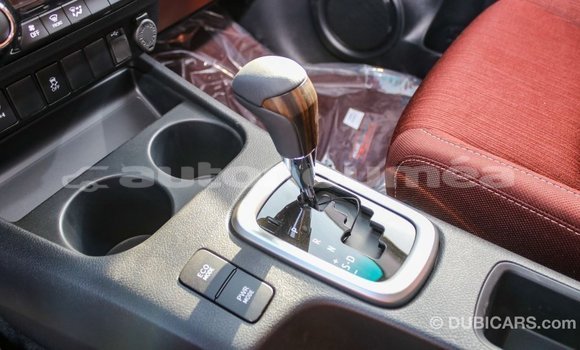 Buy Import Toyota Hilux White Car in Import - Dubai in Iles Buy Import Toyota Hilux White Car in Import - Dubai in Iles