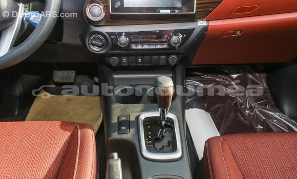 Buy Import Toyota Hilux White Car in Import - Dubai in Iles Buy Import Toyota Hilux White Car in Import - Dubai in Iles