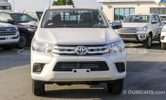 Buy Import Toyota Hilux White Car in Import - Dubai in Iles Buy Import Toyota Hilux White Car in Import - Dubai in Iles