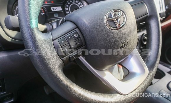 Buy Import Toyota Hilux White Car in Import - Dubai in Iles Buy Import Toyota Hilux White Car in Import - Dubai in Iles