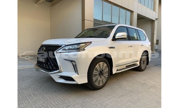 Acheter Import Voiture Lexus LX Blanc à Import - Dubai, Iles Acheter Import Voiture Lexus LX Blanc à Import - Dubai, Iles