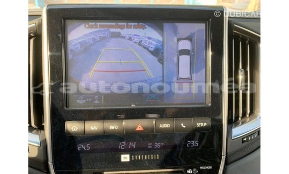 Acheter Import Voiture Toyota Land Cruiser Noir à Import - Dubai, Iles Acheter Import Voiture Toyota Land Cruiser Noir à Import - Dubai, Iles