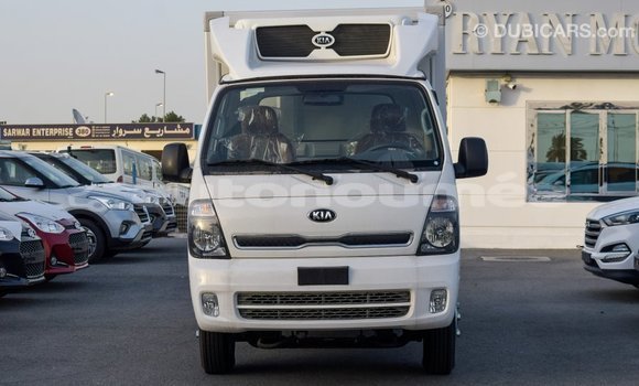 Buy Import Kia K3 White Car in Import - Dubai in Iles Buy Import Kia K3 White Car in Import - Dubai in Iles