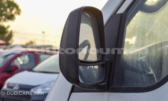 Buy Import Kia K3 White Car in Import - Dubai in Iles Buy Import Kia K3 White Car in Import - Dubai in Iles