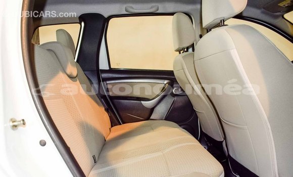 Buy Import Renault Duster White Car in Import - Dubai in Iles Buy Import Renault Duster White Car in Import - Dubai in Iles