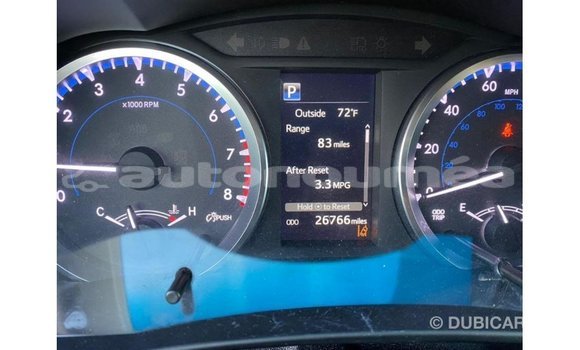 Acheter Import Voiture Toyota Highlander Blanc à Import - Dubai, Iles Acheter Import Voiture Toyota Highlander Blanc à Import - Dubai, Iles