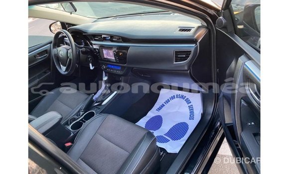 Acheter Import Voiture Toyota Corolla Noir à Import - Dubai, Iles Acheter Import Voiture Toyota Corolla Noir à Import - Dubai, Iles