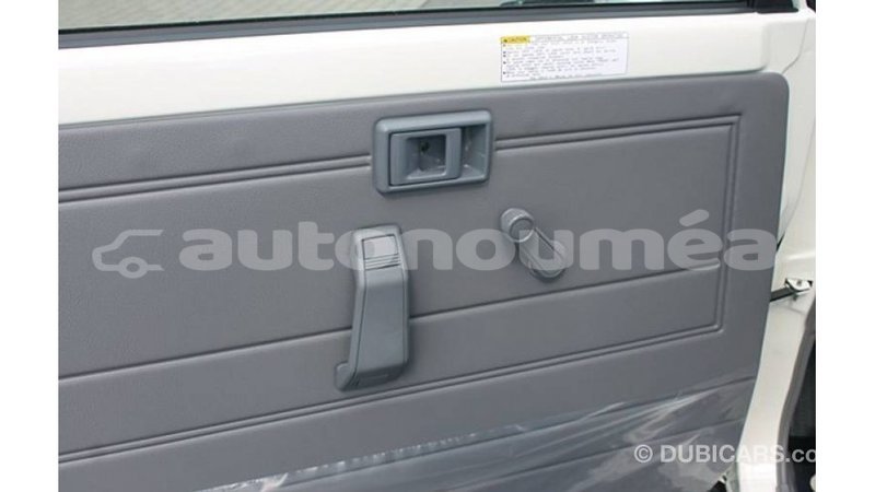 Big with watermark toyota land cruiser iles import dubai 3344
