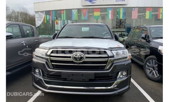 Buy Import Toyota Land Cruiser Black Car in Import - Dubai in Iles Buy Import Toyota Land Cruiser Black Car in Import - Dubai in Iles