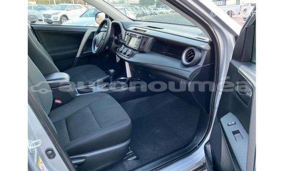 Acheter Import Utilitaire Toyota HiAce Autre à Import - Dubai, Iles Acheter Import Utilitaire Toyota HiAce Autre à Import - Dubai, Iles