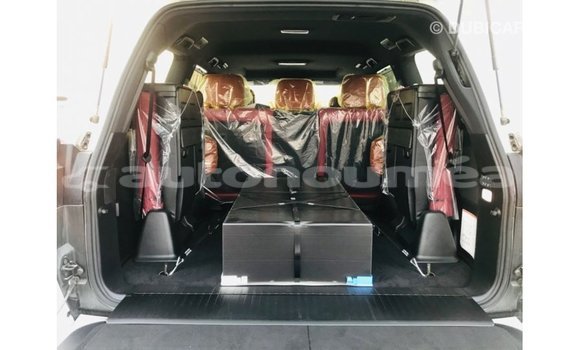 Acheter Import Voiture Lexus LX Blanc à Import - Dubai, Iles Acheter Import Voiture Lexus LX Blanc à Import - Dubai, Iles