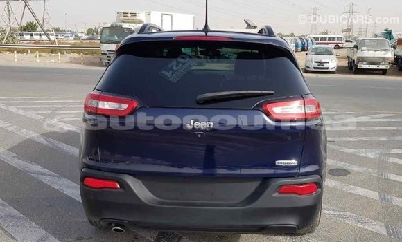 Acheter Import Voiture Jeep Cherokee Bleu à Import - Dubai, Iles Acheter Import Voiture Jeep Cherokee Bleu à Import - Dubai, Iles