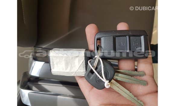 Buy Import Toyota Land Cruiser Beige Car in Import - Dubai in Iles Buy Import Toyota Land Cruiser Beige Car in Import - Dubai in Iles