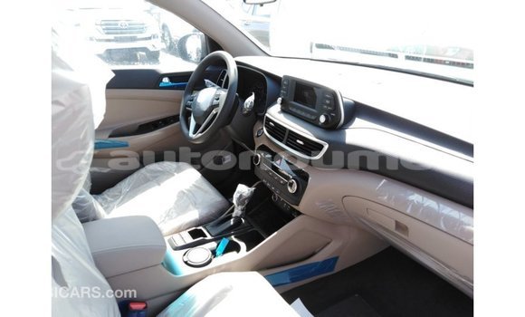 Buy Import Hyundai Tucson Red Car in Import - Dubai in Iles Buy Import Hyundai Tucson Red Car in Import - Dubai in Iles