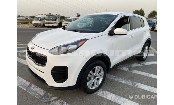 Acheter Import Voiture Kia Sportage Blanc à Import - Dubai, Iles Acheter Import Voiture Kia Sportage Blanc à Import - Dubai, Iles