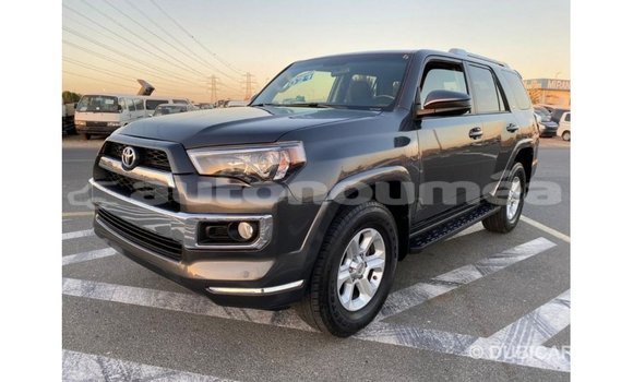 Acheter Import Utilitaire Toyota HiAce Autre à Import - Dubai, Iles Acheter Import Utilitaire Toyota HiAce Autre à Import - Dubai, Iles