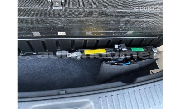 Acheter Import Voiture Kia Sorento Marron à Import - Dubai, Iles Acheter Import Voiture Kia Sorento Marron à Import - Dubai, Iles