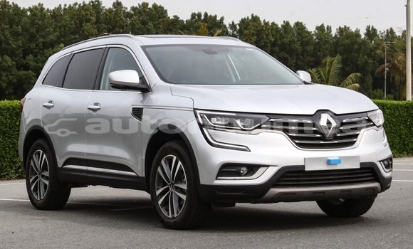 Medium with watermark renault koleos iles import dubai 3384