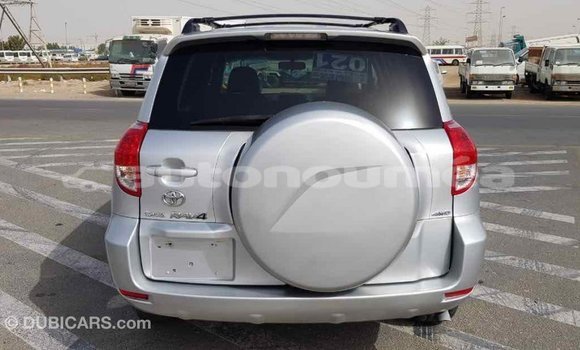 Acheter Import Voiture Toyota RAV4 Autre à Import - Dubai, Iles Acheter Import Voiture Toyota RAV4 Autre à Import - Dubai, Iles