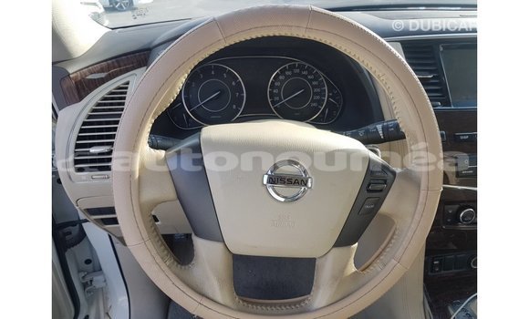 Buy Import Nissan Patrol White Car in Import - Dubai in Iles Buy Import Nissan Patrol White Car in Import - Dubai in Iles