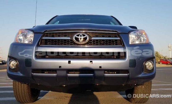 Acheter Import Voiture Toyota RAV4 Bleu à Import - Dubai, Iles Acheter Import Voiture Toyota RAV4 Bleu à Import - Dubai, Iles