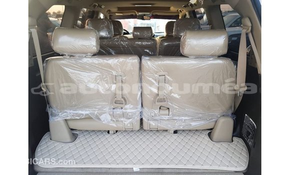 Acheter Import Voiture Toyota Land Cruiser Autre à Import - Dubai, Iles Acheter Import Voiture Toyota Land Cruiser Autre à Import - Dubai, Iles