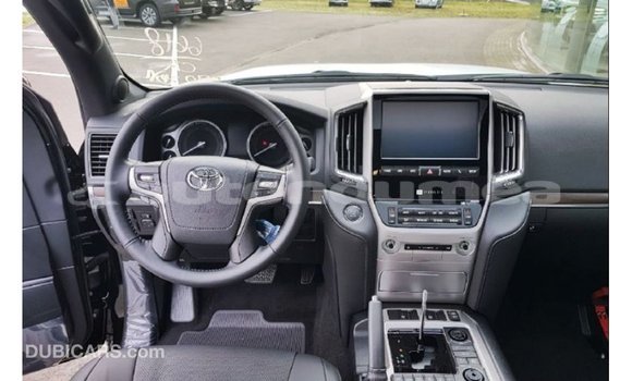Buy Import Toyota Land Cruiser Black Car in Import - Dubai in Iles Buy Import Toyota Land Cruiser Black Car in Import - Dubai in Iles