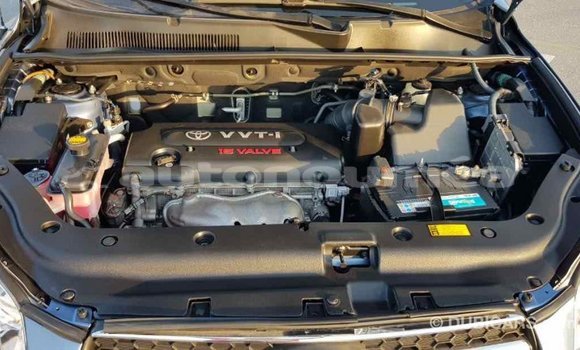 Acheter Import Voiture Toyota RAV4 Bleu à Import - Dubai, Iles Acheter Import Voiture Toyota RAV4 Bleu à Import - Dubai, Iles