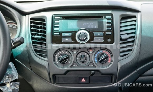 Acheter Import Voiture Mitsubishi L200 Blanc à Import - Dubai, Iles Acheter Import Voiture Mitsubishi L200 Blanc à Import - Dubai, Iles